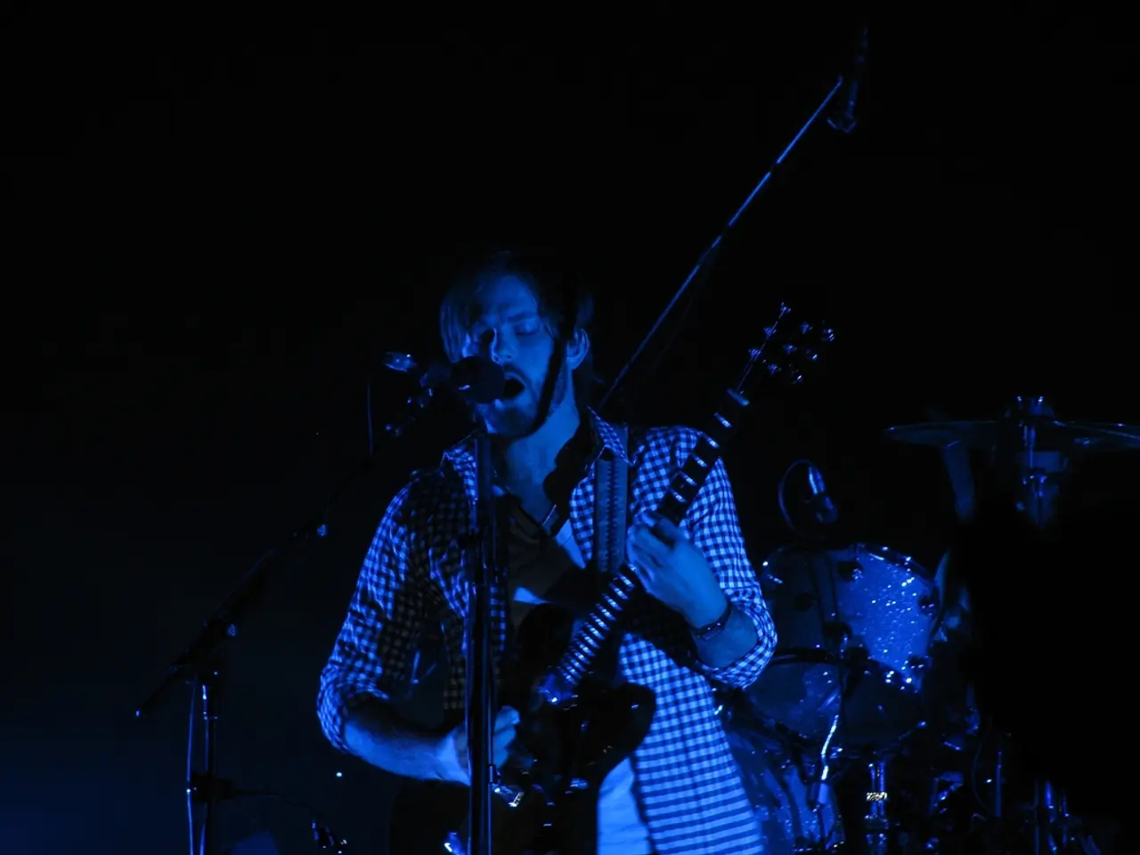 Justin Timberlake publicly shares he's been diagnosed with Lyme disease in an emotional statement