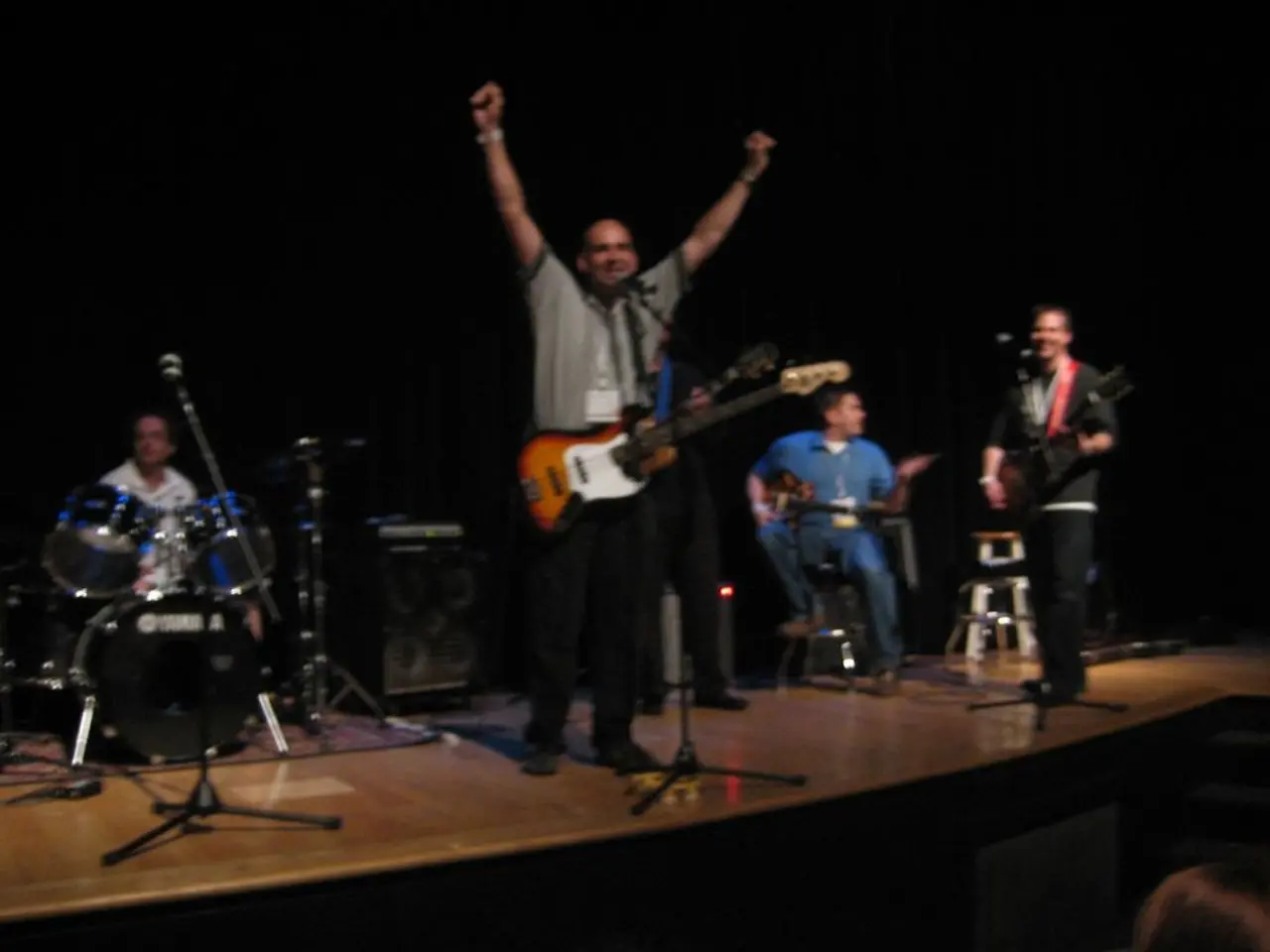 Schizophrenia and Schizoaffective Disorder: A Comparison of Shared Traits and Distinct Features