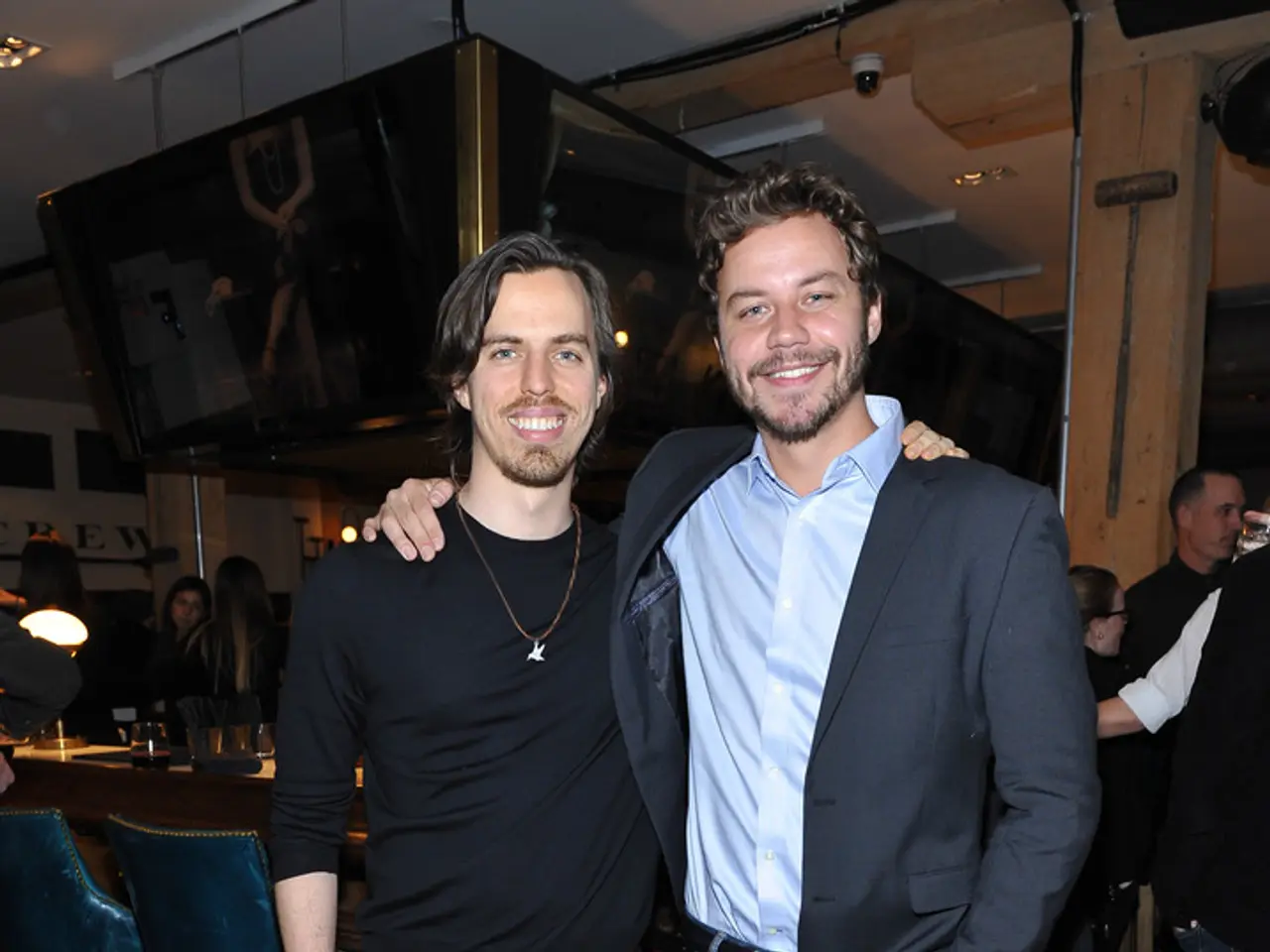 Strengthening Family Ties: Tips for Maintaining Brotherhood and Sisterhood