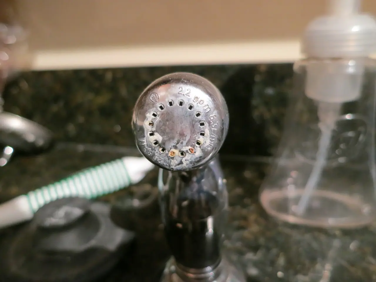 Essential Functions of a Chic Breast Pump for Every Mother to Own