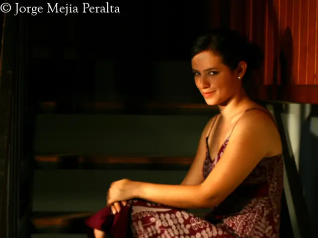 Detailed Explanation of DePuy Bipolar Hemiarthroplasty: An In-Depth Look at the Surgical Procedure