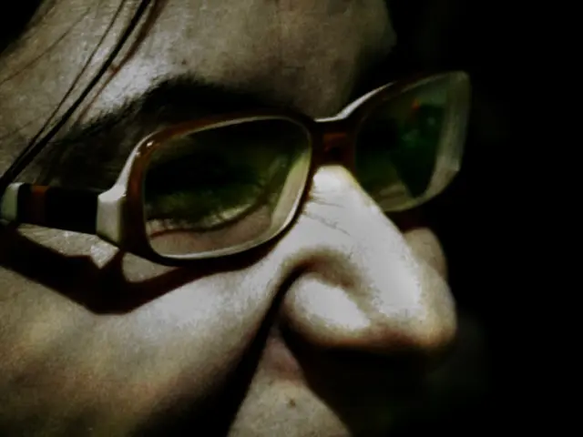 Smiling's Infectious Quality: 7 Compelling Reasons to Brighten Your Day Instantly