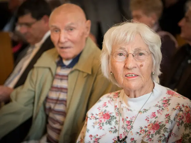 Resolving Conflicts in Elderly Care: A Detailed Handbook