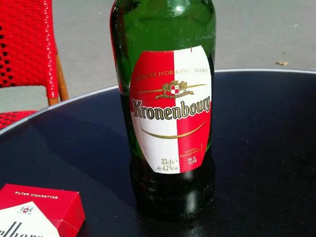 The Reason Behind the Headache After Consuming Alcohol: A Look at the Science Behind Hangovers'...