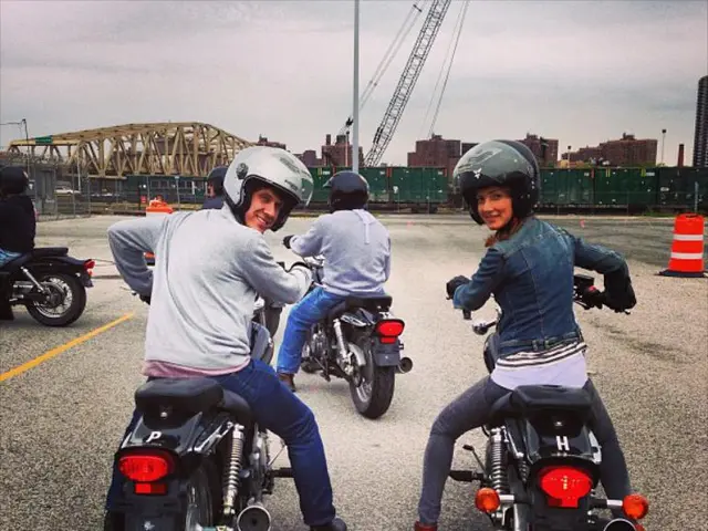 Review of CBDfx Company