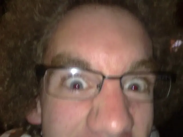 Face shaping accessories: Experts weigh in on their efficacy