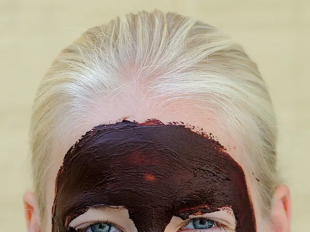 Differentiating Between Rosacea and Acne: An Examination