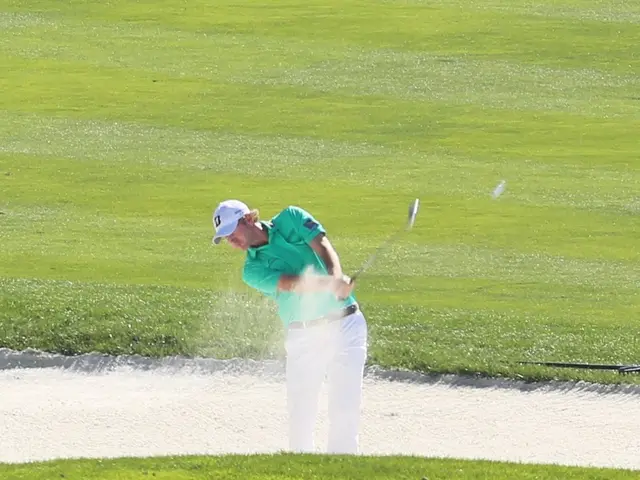 Sleepless Nights? imaginatively visualize a golf-related situation for potential relaxation......