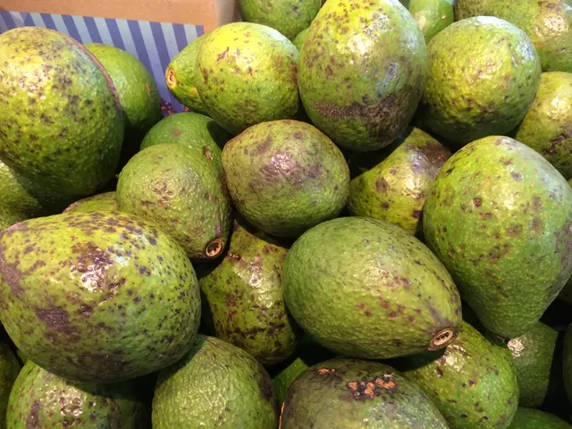 "Seasonal Treat: Green Almonds Offer a Nutritious Boost You Can't Afford to Ignore!"