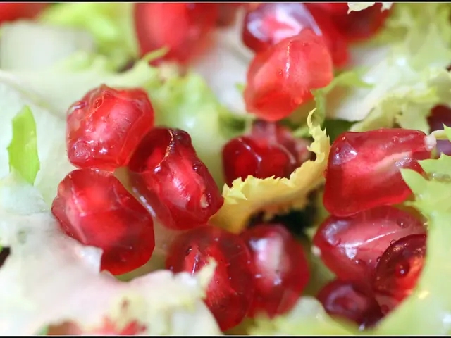 Reasons for Feeling Drowsy After Consuming Food