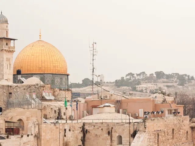 Home Air Purifiers: Classifications and Who Might Benefit